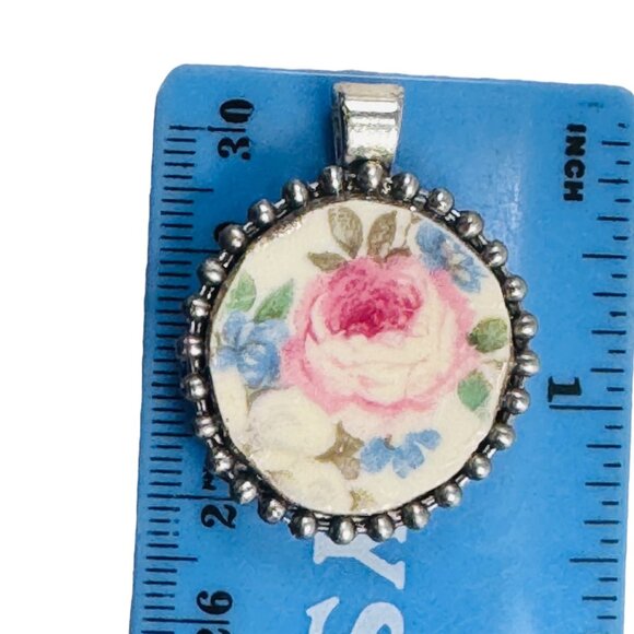 Broken China Pendant From Vintage Homer Laughlin Homer Virginia Rose Collection - Picture 7 of 13